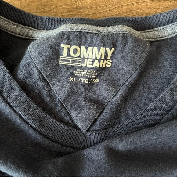 Tommy Jeans Navy Embroidered Tee Shirt - Picture 8 of 9